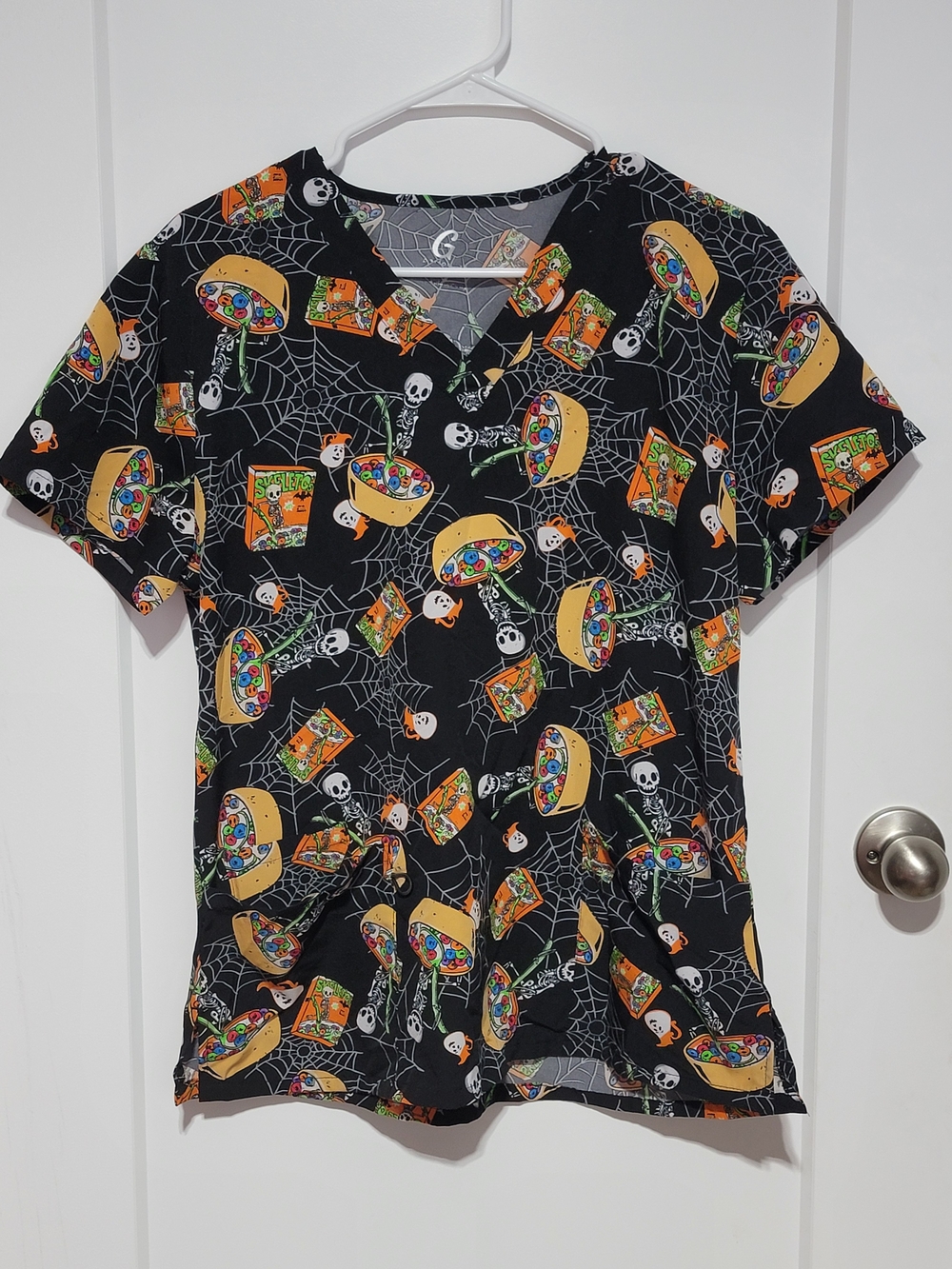 Women Halloween Christmas Medical Nursing Scrub Tops Skeeletos